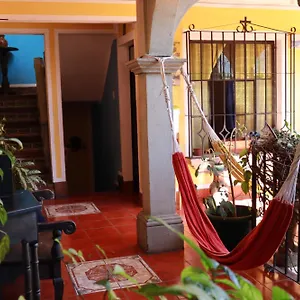 Casa Quetzalli, La Recolección Antigua
