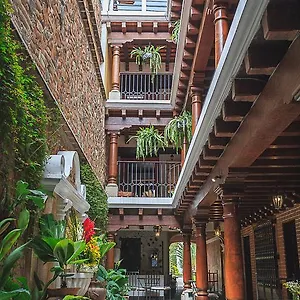 Casa Mia *** Antigua